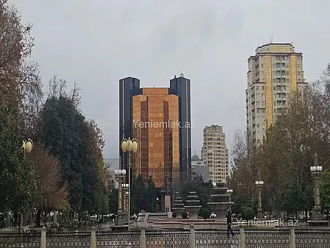 Satılır 3 otaqlı köhnə tikili 78 m²