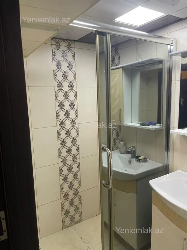 Satılır 3 otaqlı köhnə tikili 78 m²