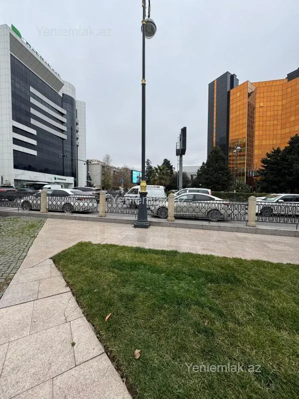 Satılır 3 otaqlı köhnə tikili 78 m²