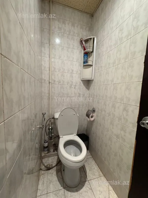 Satılır 3 otaqlı köhnə tikili 78 m²