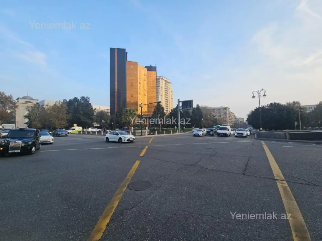 Satılır 3 otaqlı köhnə tikili 78 m²