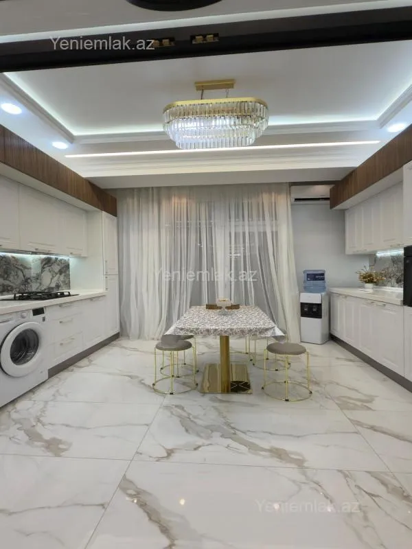 Satılır 3 otaqlı yeni tikili 111 m²