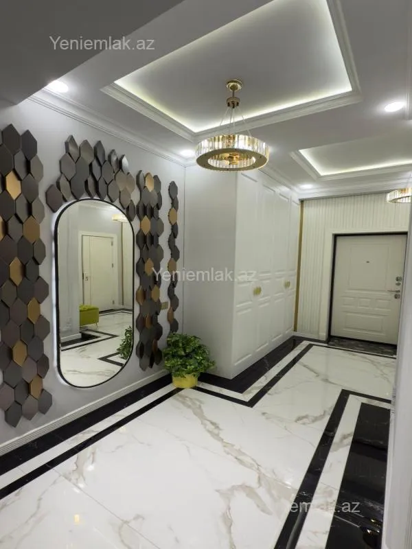 Satılır 3 otaqlı yeni tikili 111 m²