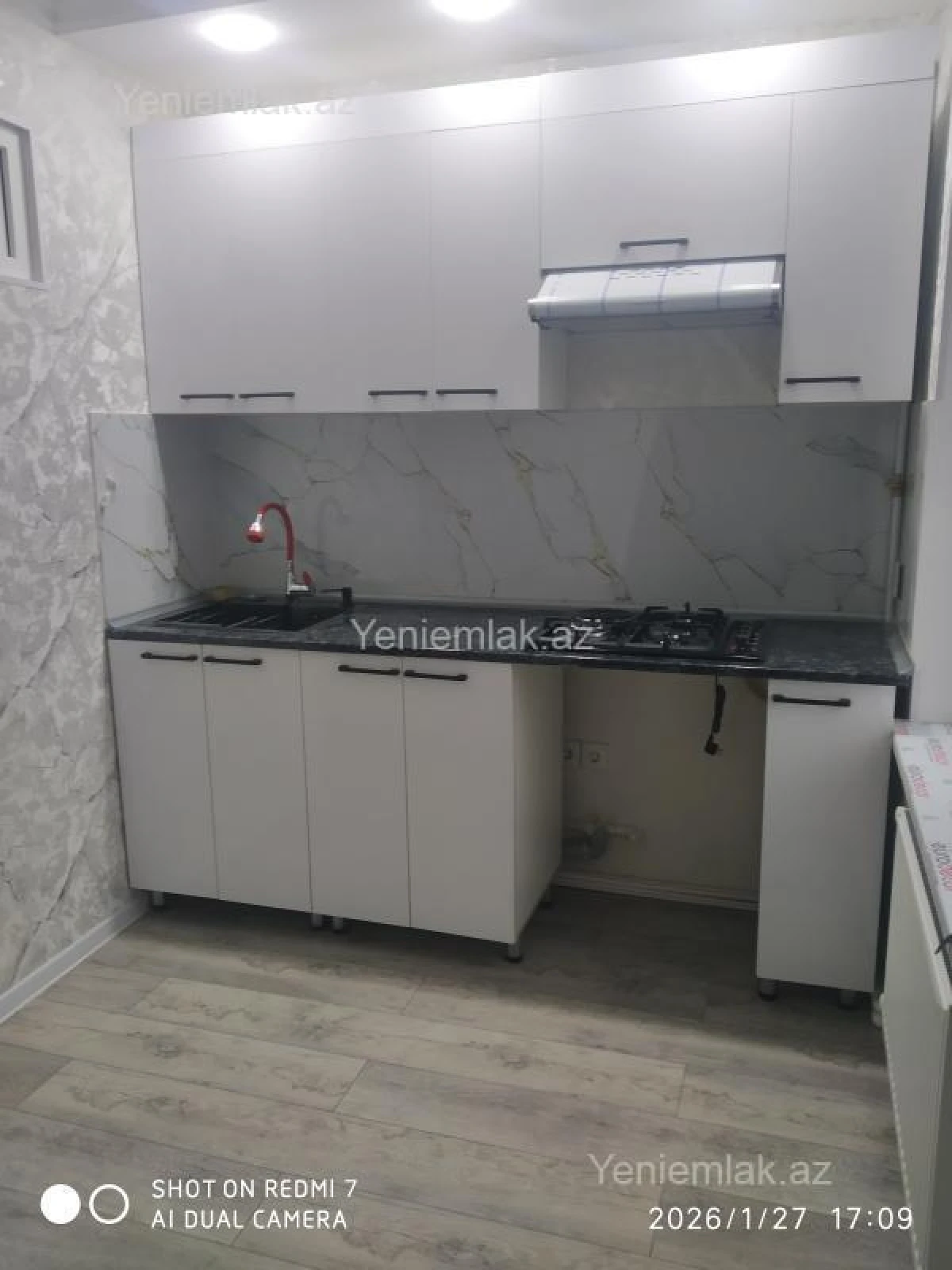 Satılır 1 otaqlı köhnə tikili 31 m²