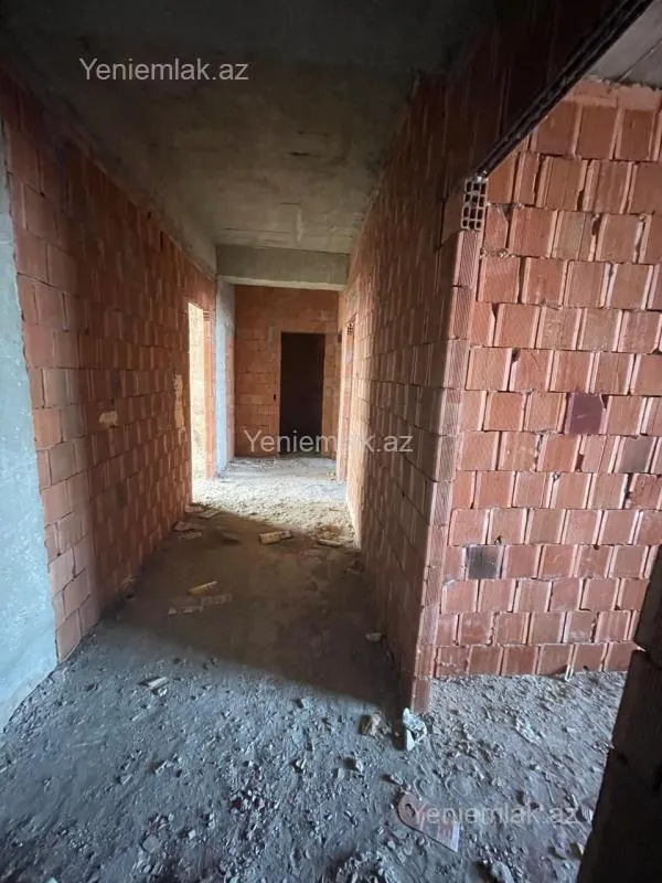 Satılır 3 otaqlı yeni tikili 170 m²
