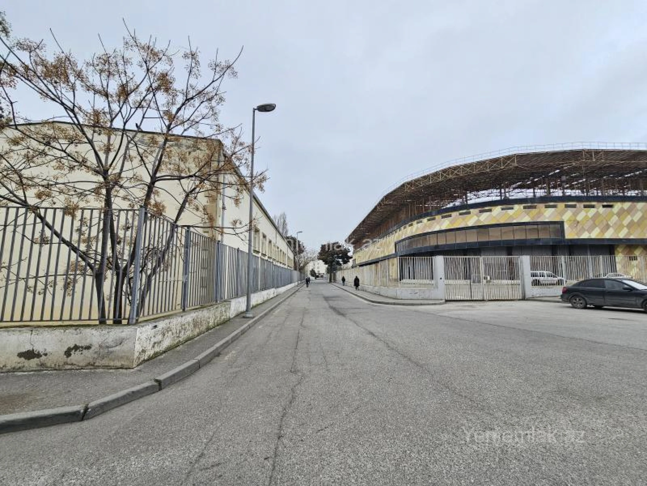 Satılır 1 otaqlı köhnə tikili 35 m²