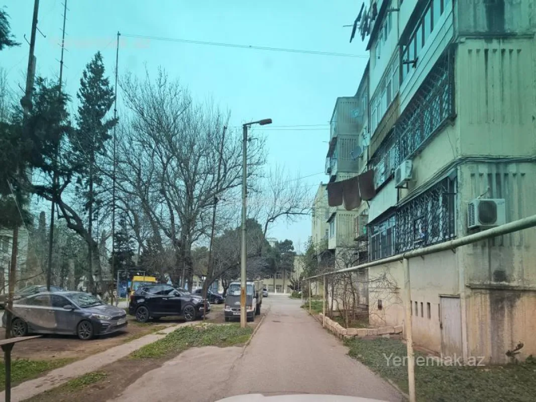 Satılır 1 otaqlı köhnə tikili 35 m²