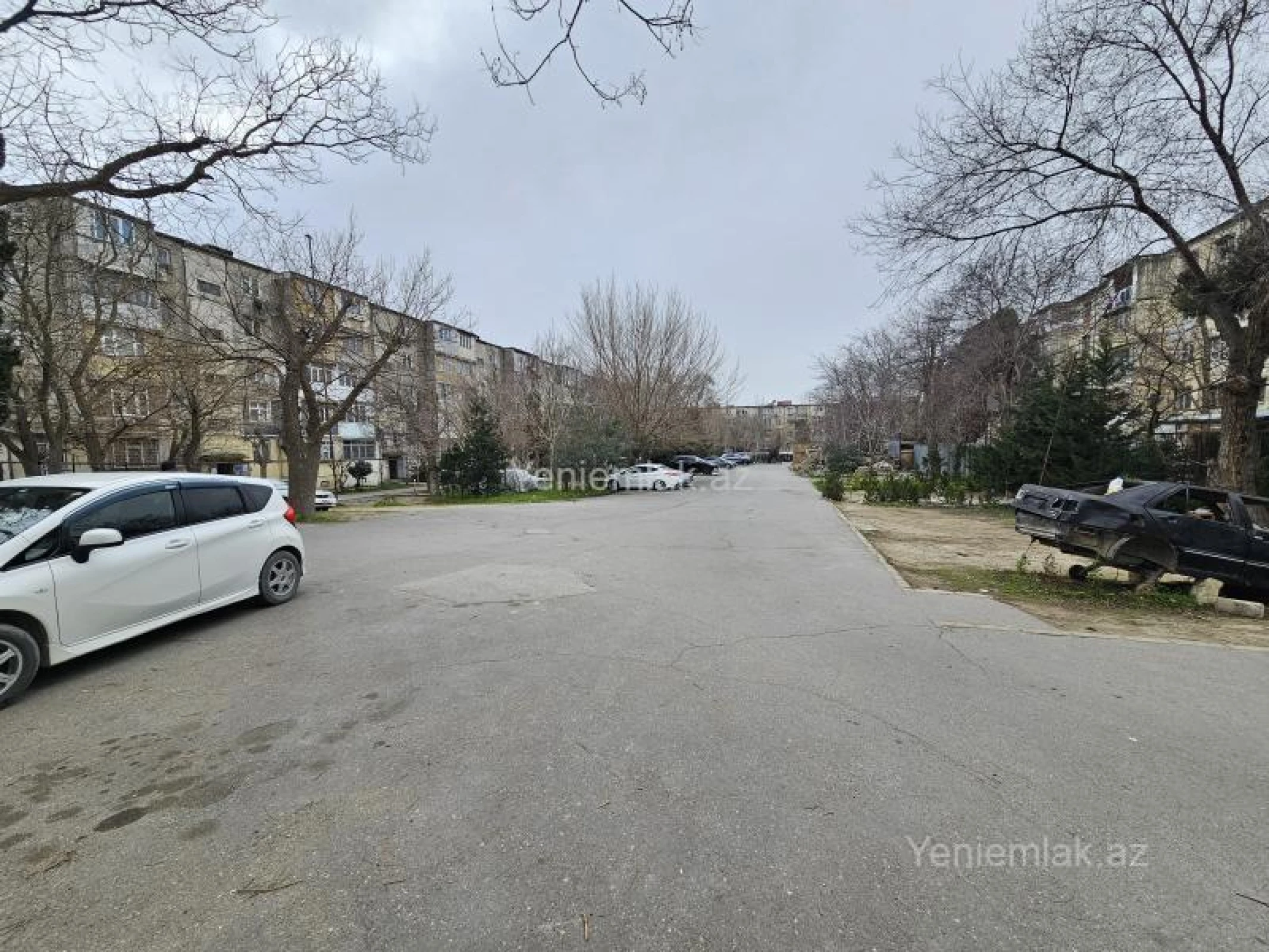 Satılır 1 otaqlı köhnə tikili 35 m²