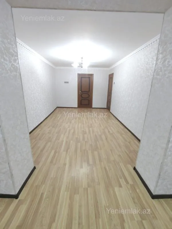 Satılır 3 otaqlı köhnə tikili 70 m²
