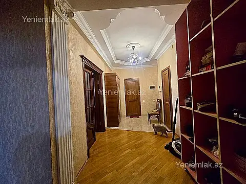 Satılır 3 otaqlı yeni tikili 132 m²