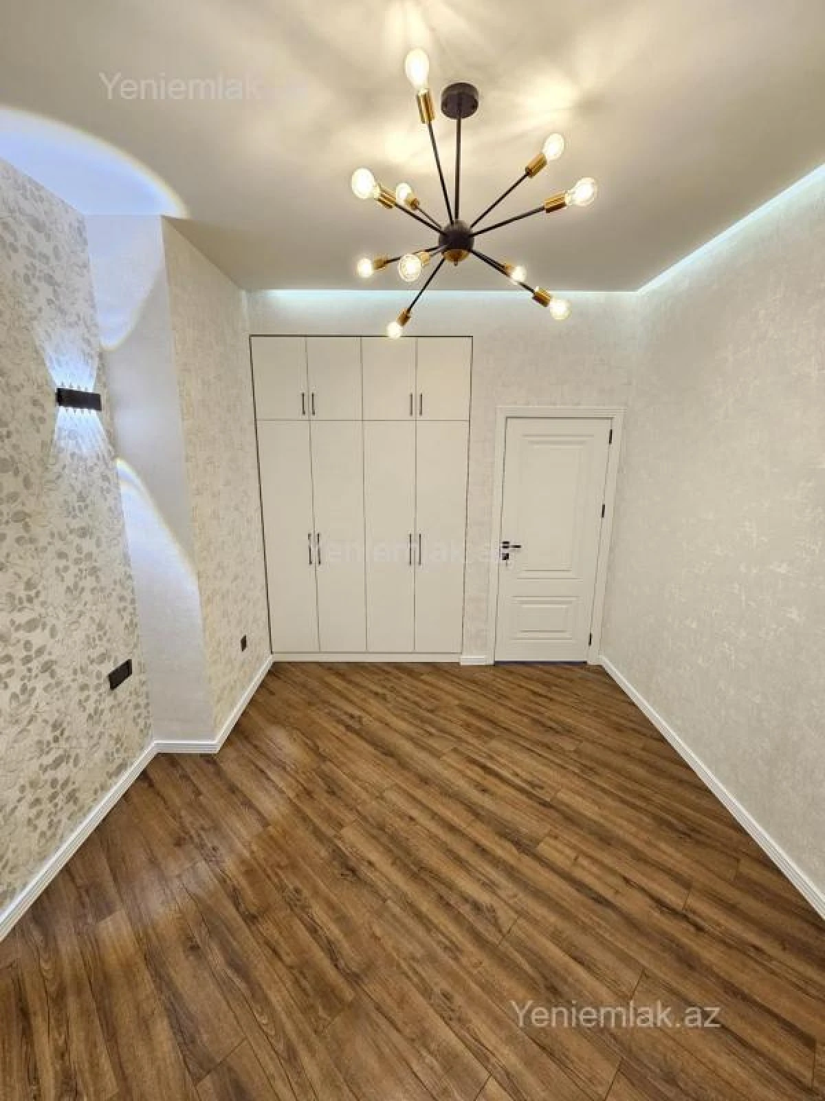 Satılır 2 otaqlı köhnə tikili 60 m²