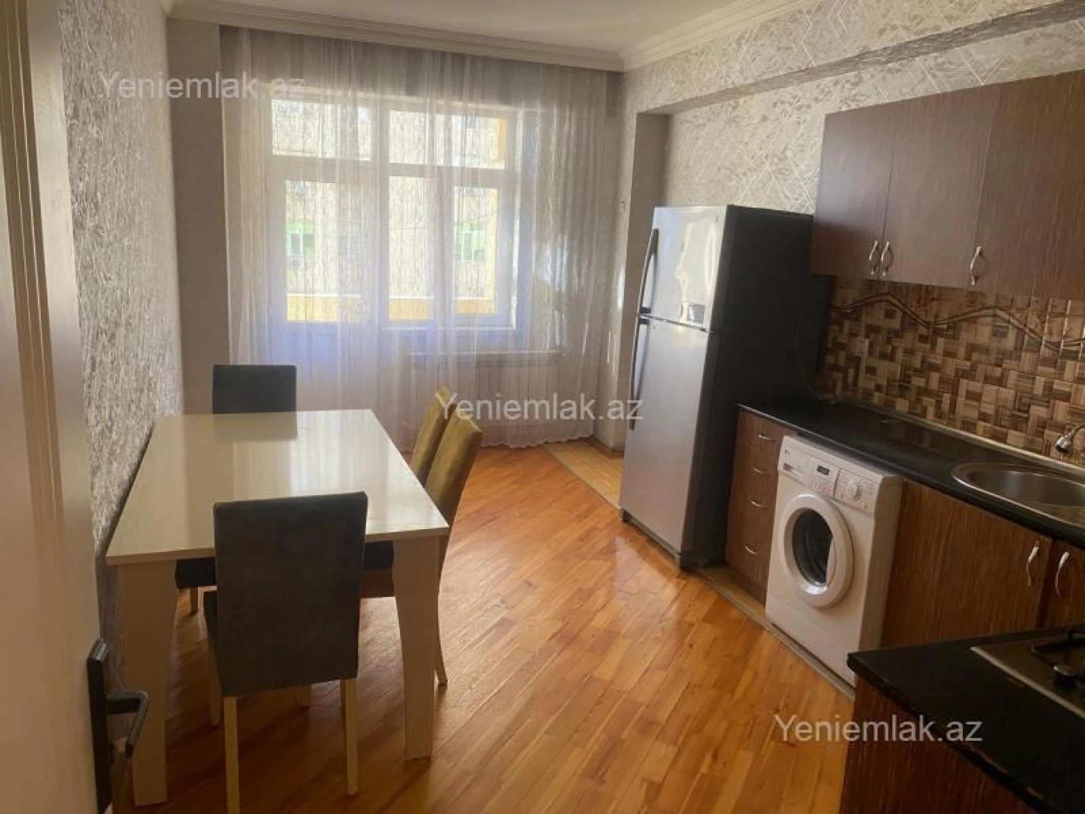 Satılır 2 otaqlı yeni tikili 101 m²