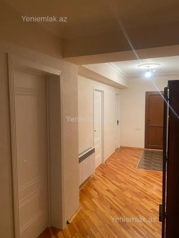 Satılır 2 otaqlı yeni tikili 101 m²