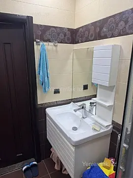 Satılır 2 otaqlı köhnə tikili 55 m²