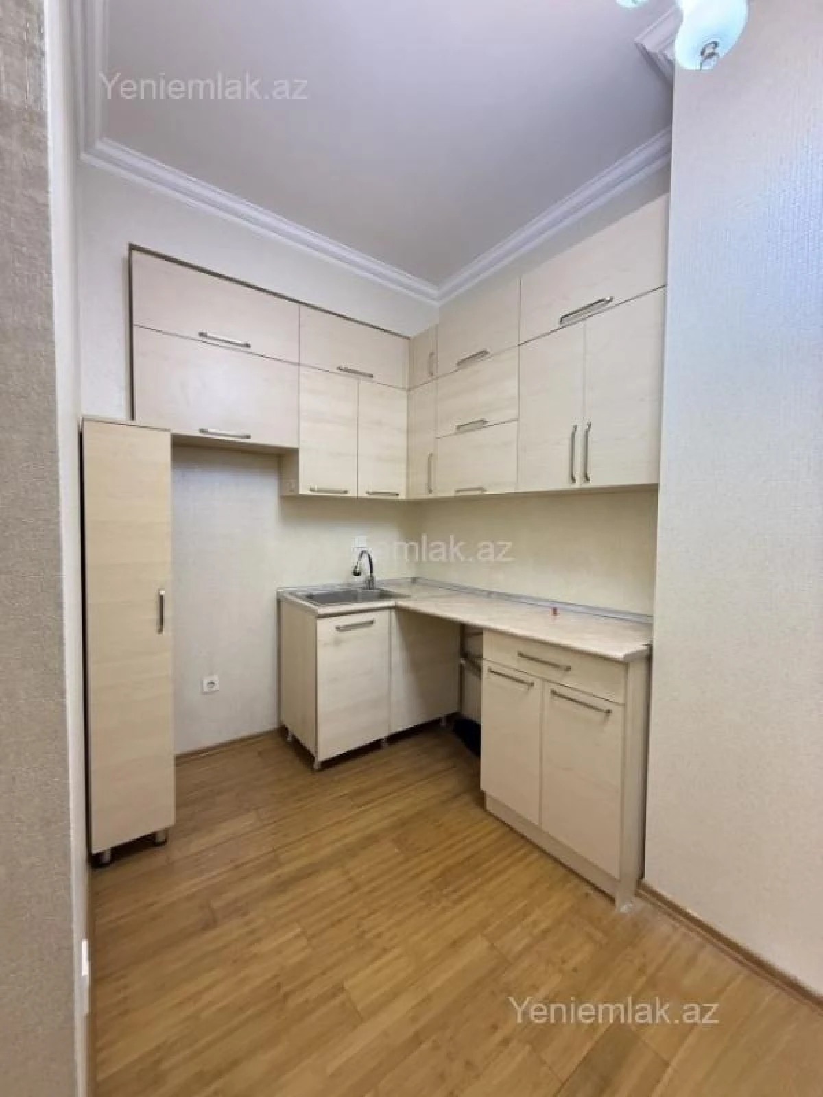 Satılır 2 otaqlı yeni tikili 50 m²