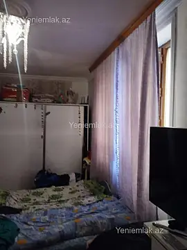 Satılır 1 otaqlı köhnə tikili 36 m²