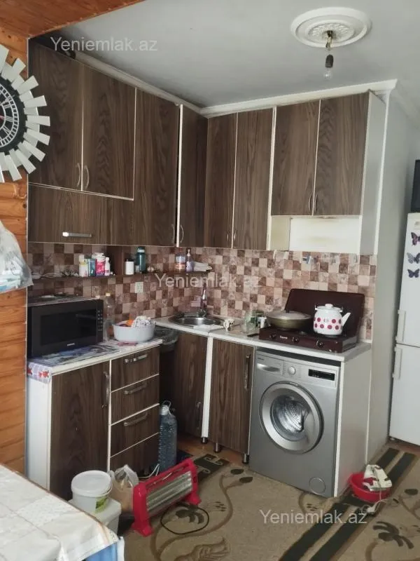 Satılır 1 otaqlı köhnə tikili 36 m²
