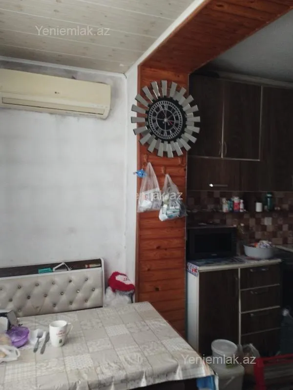 Satılır 1 otaqlı köhnə tikili 36 m²