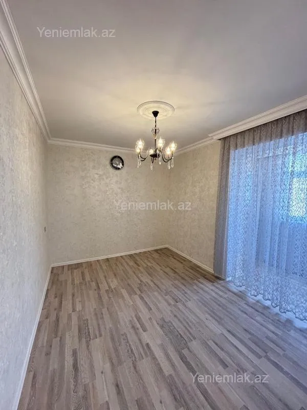 Satılır 2 otaqlı yeni tikili 60 m²