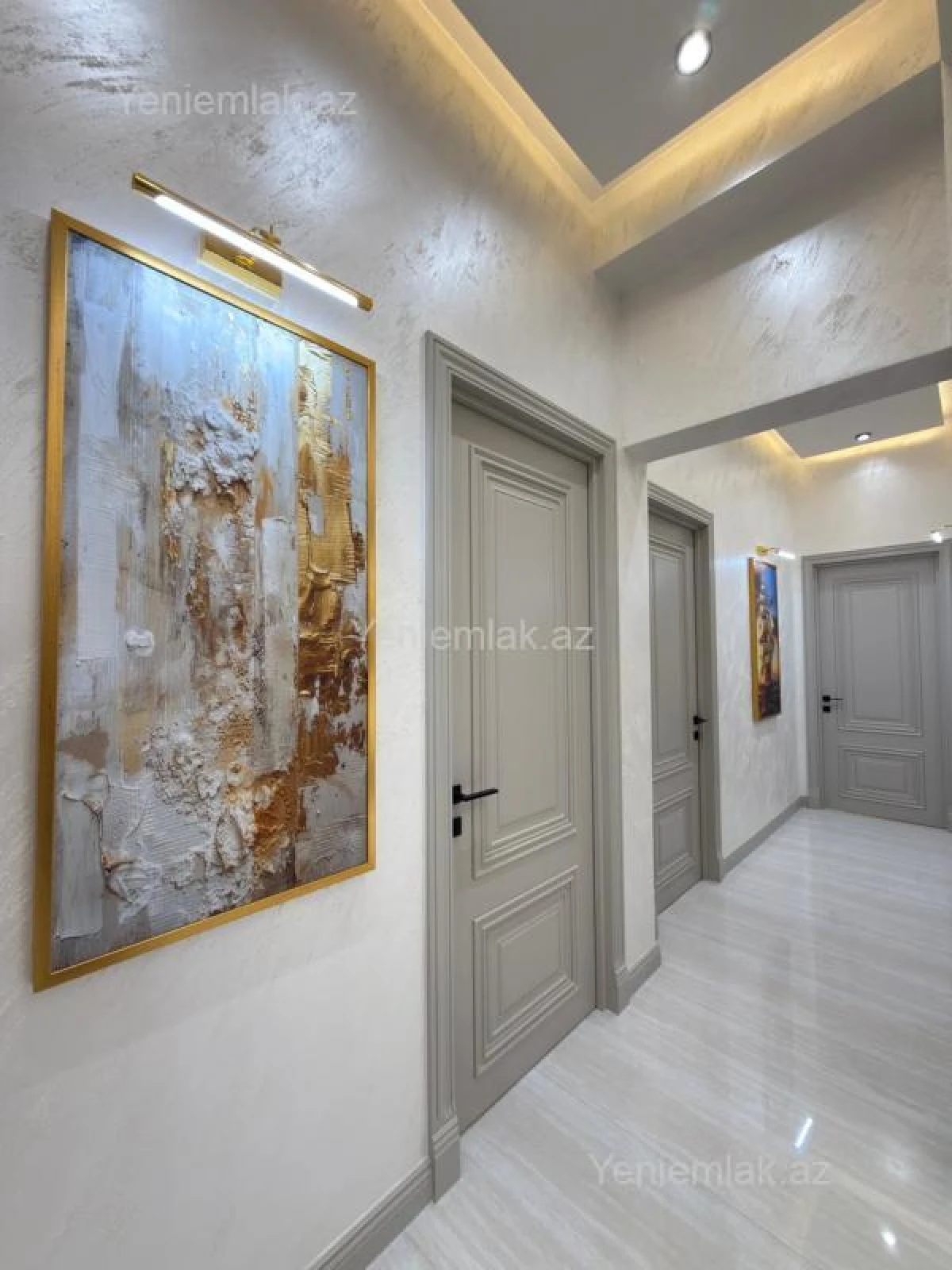 Satılır 2 otaqlı yeni tikili 92 m²