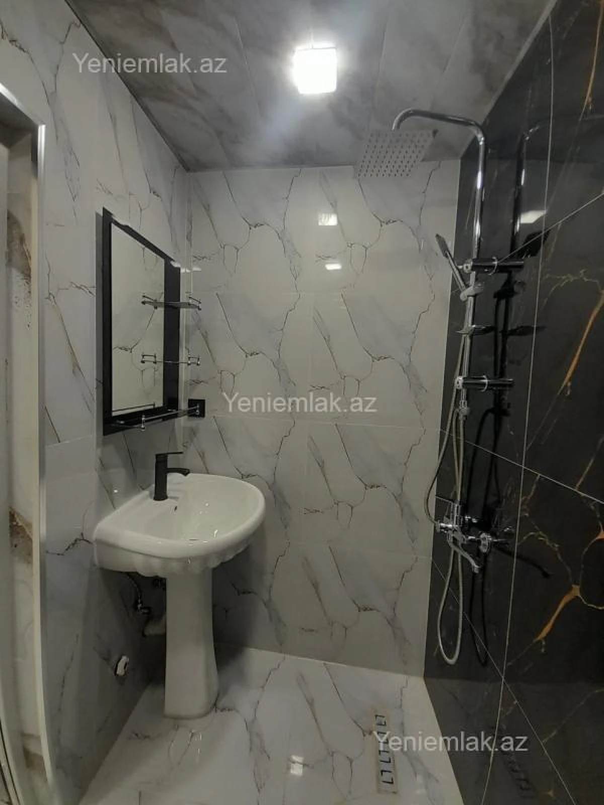 Satılır 2 otaqlı yeni tikili 61.3 m²
