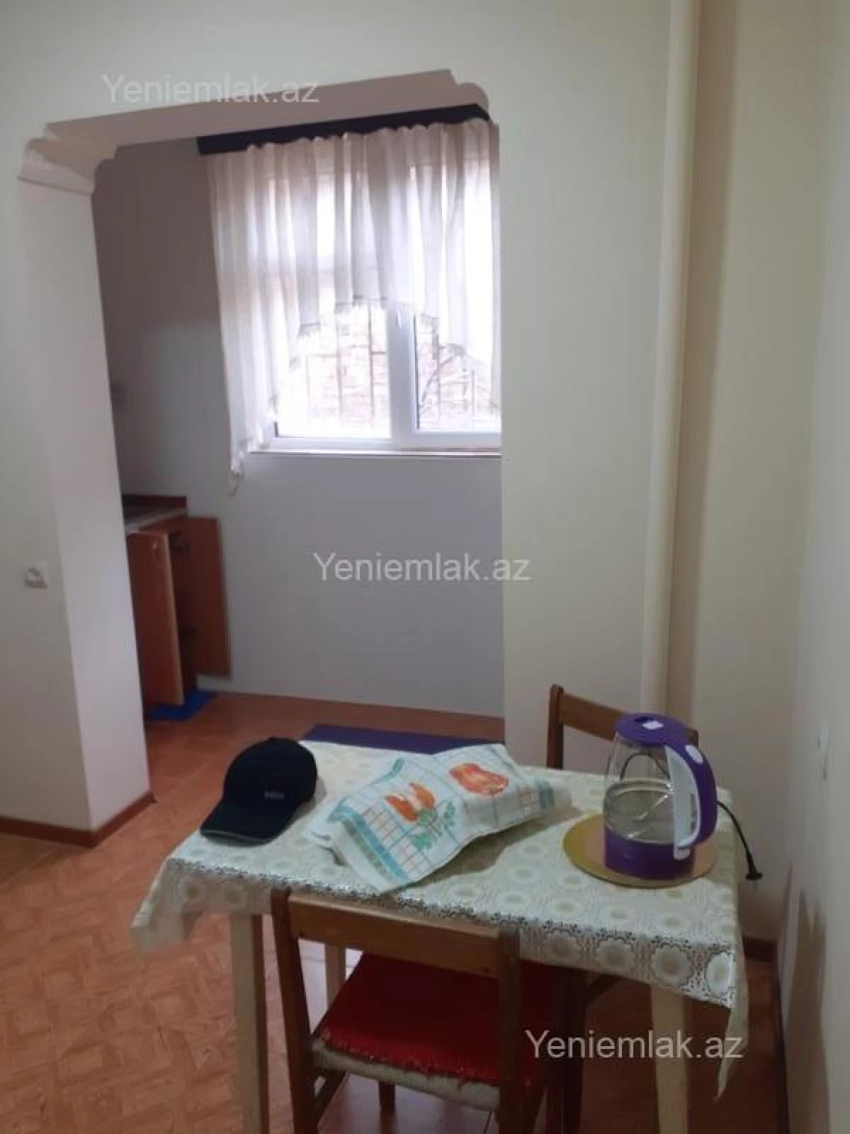 Satılır 2 otaqlı köhnə tikili 60 m²