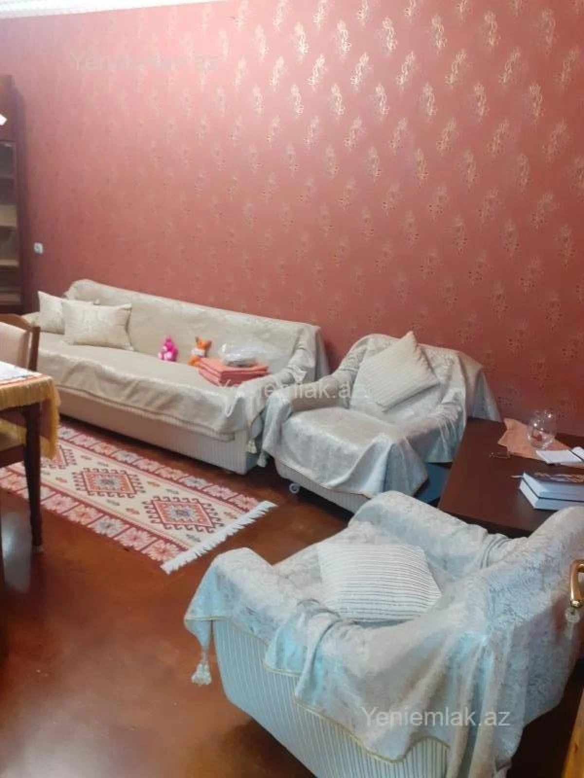 Satılır 2 otaqlı köhnə tikili 60 m²