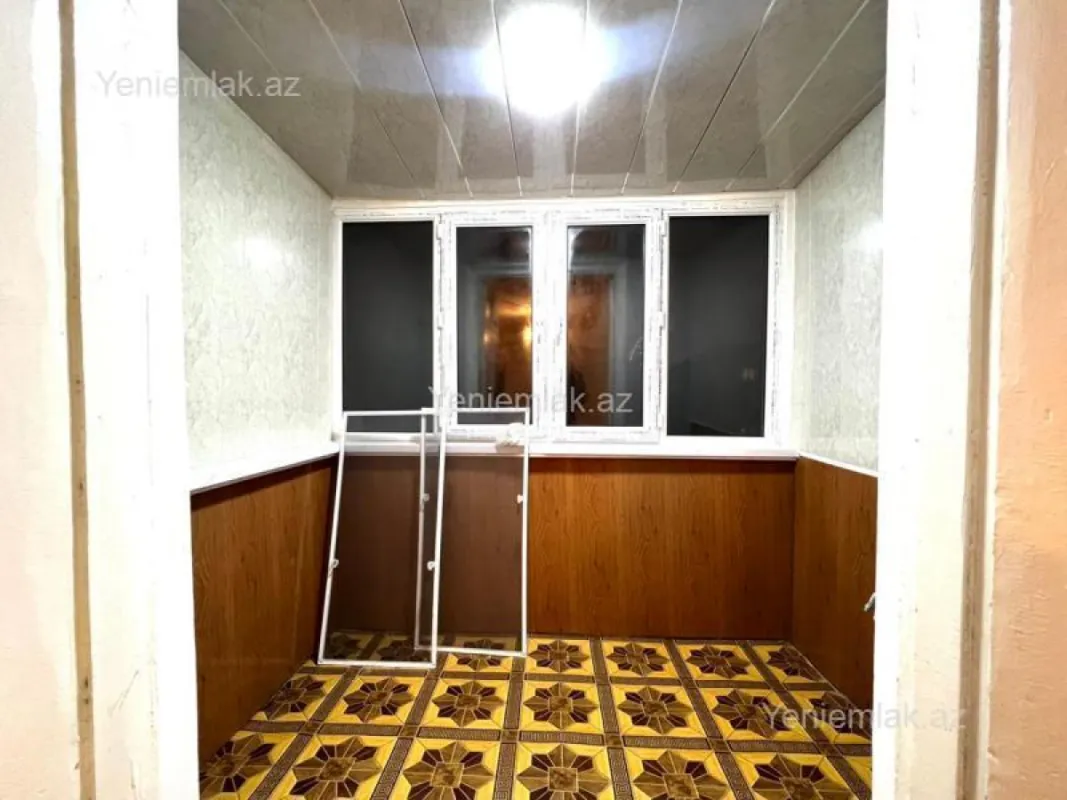 Satılır 2 otaqlı köhnə tikili 42 m²