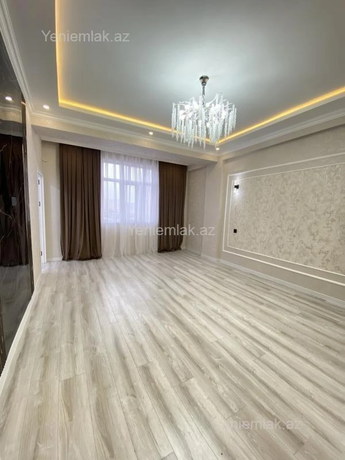 Satılır 3 otaqlı yeni tikili 80 m²