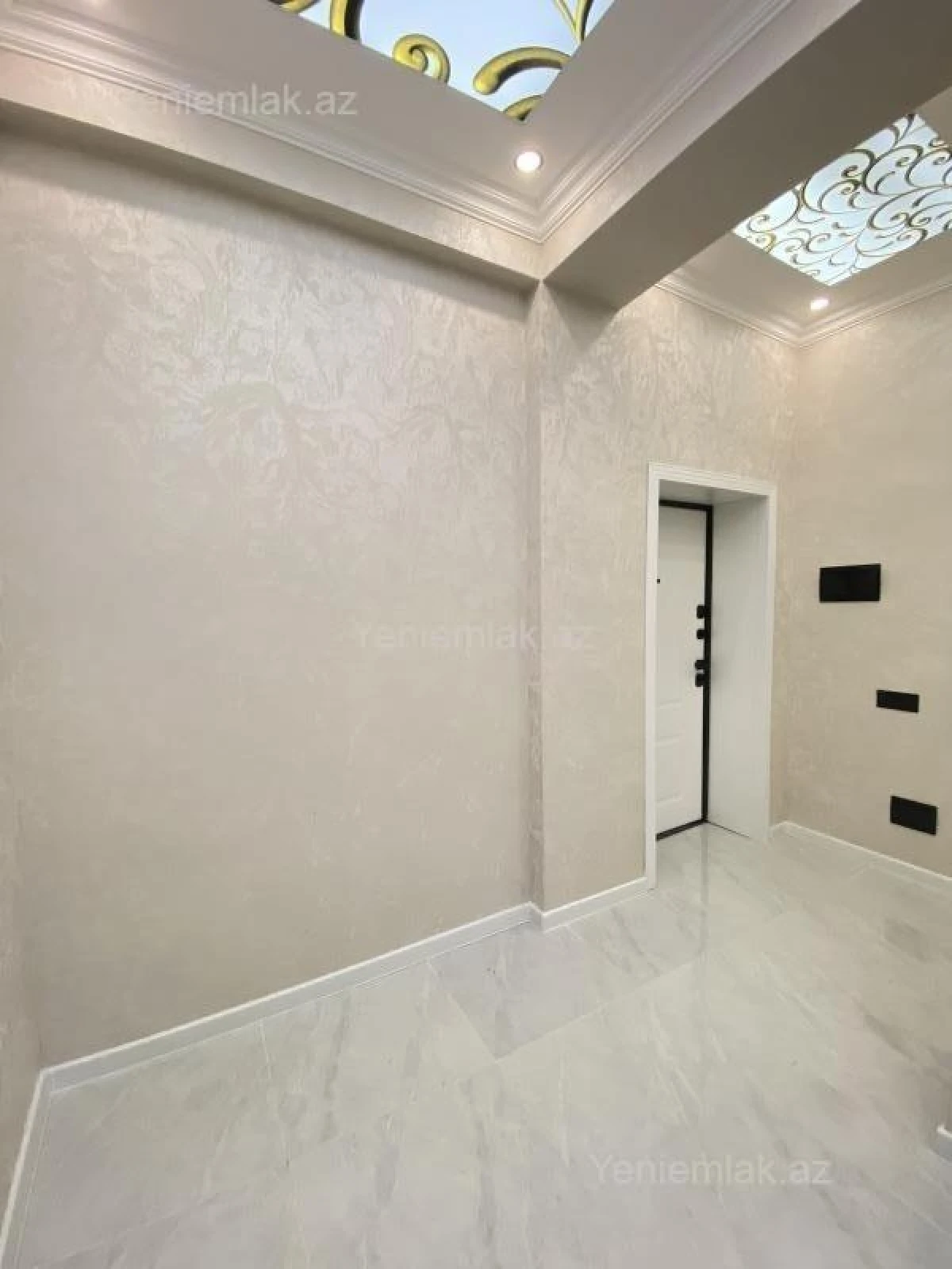 Satılır 3 otaqlı yeni tikili 80 m²