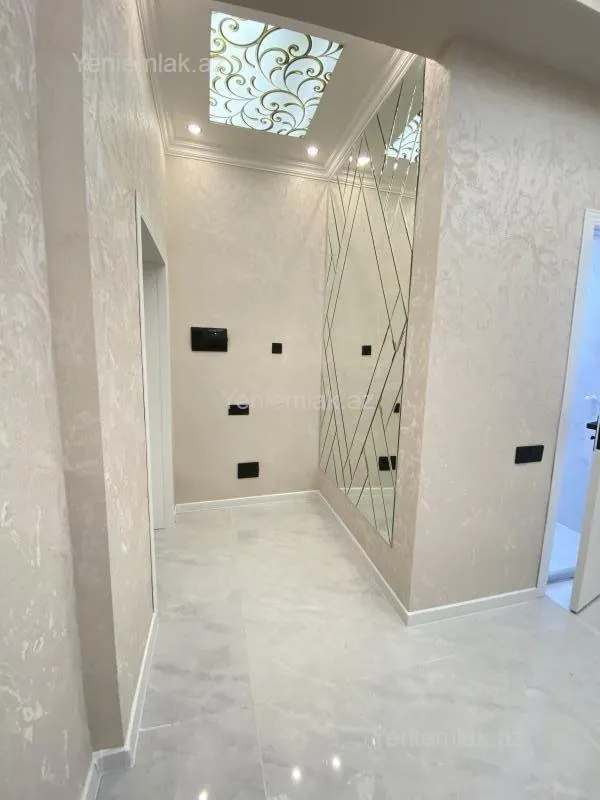 Satılır 3 otaqlı yeni tikili 80 m²