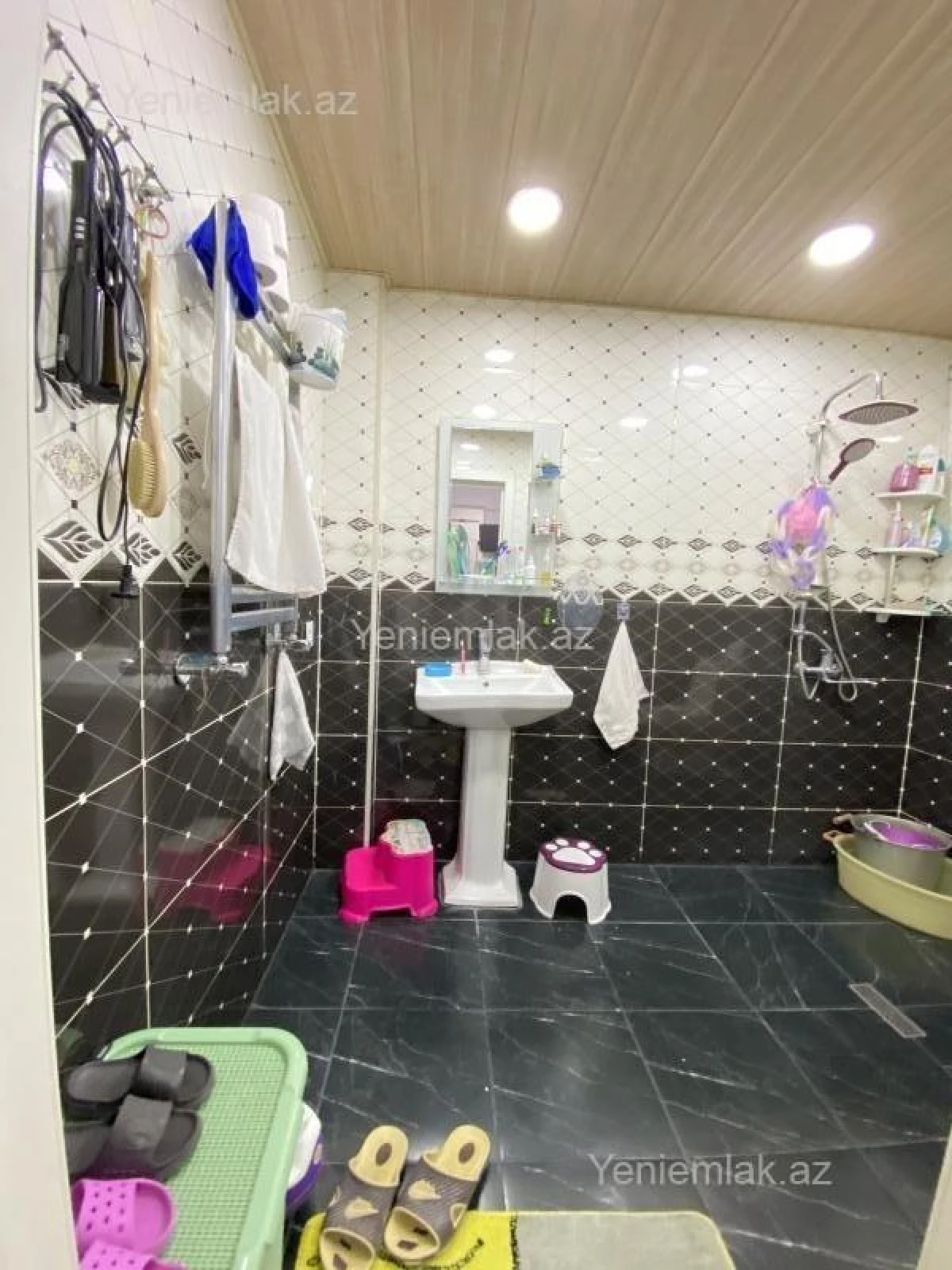 Satılır 3 otaqlı yeni tikili 90 m²
