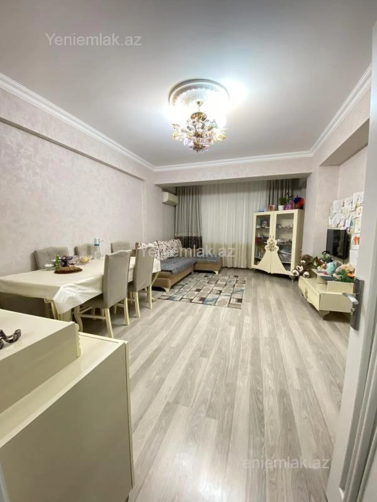 Satılır 3 otaqlı yeni tikili 90 m²