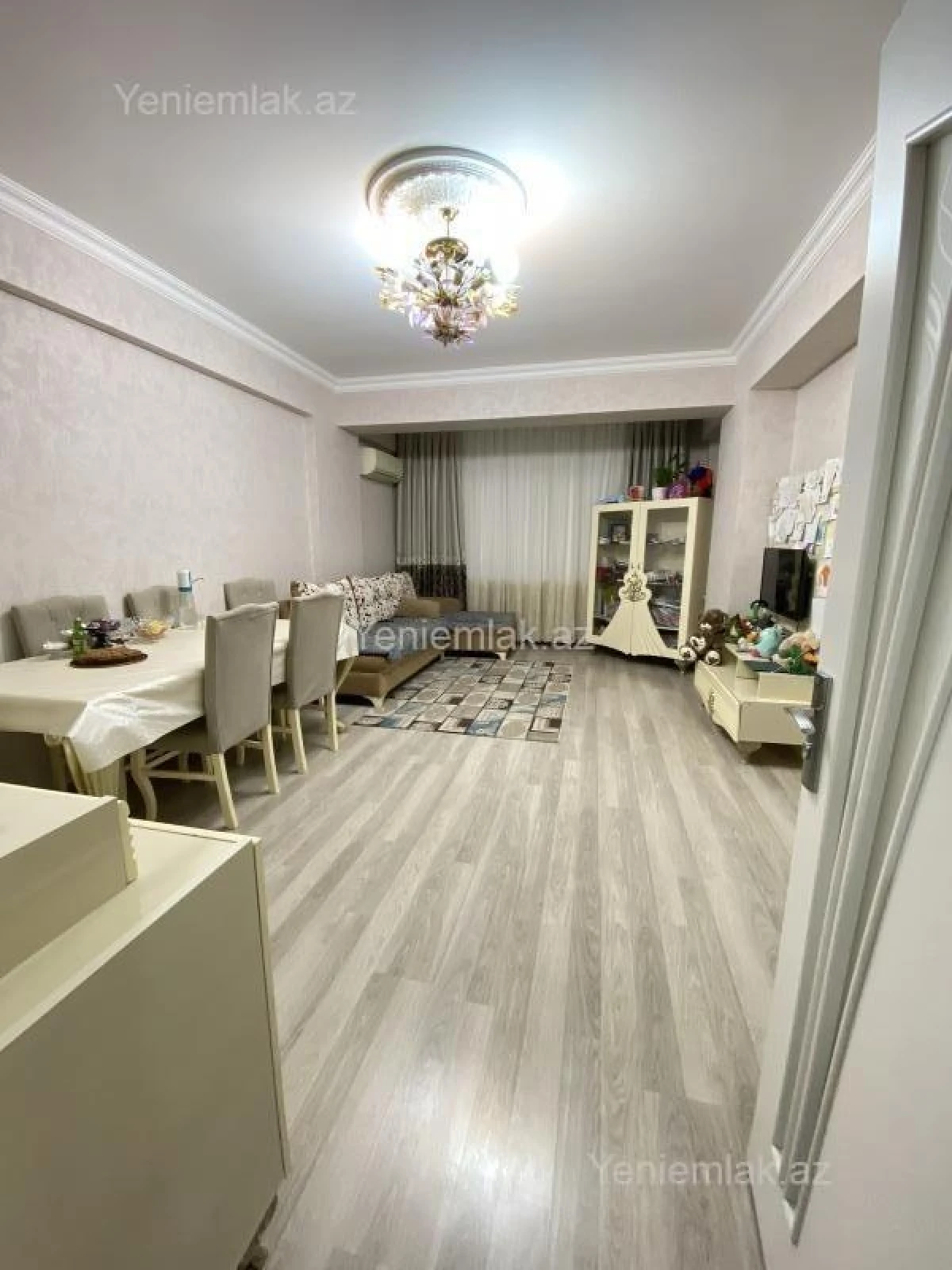 Satılır 3 otaqlı yeni tikili 90 m²