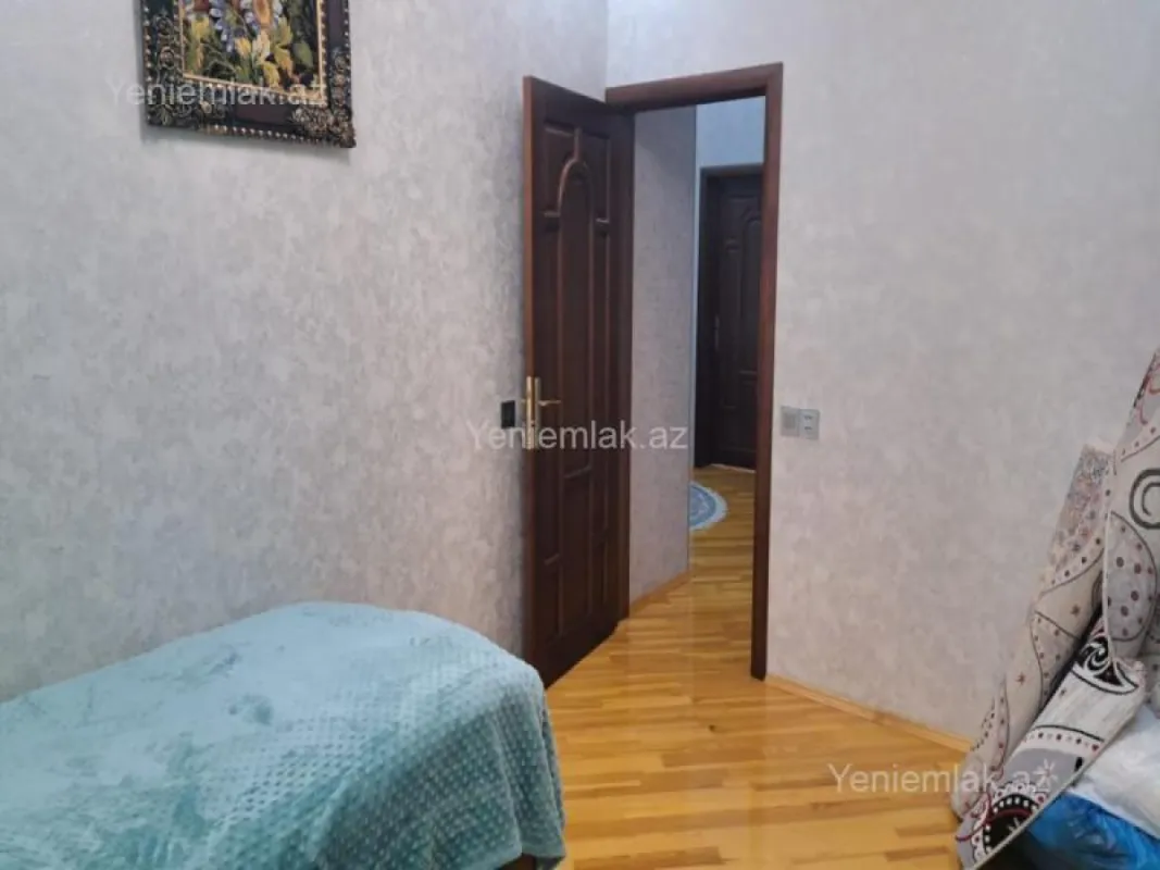 Satılır 4 otaqlı həyət evi 120 m²