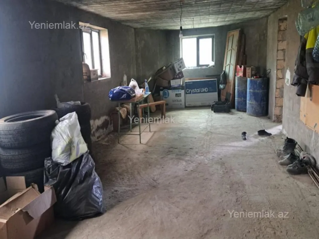 Satılır 4 otaqlı həyət evi 120 m²