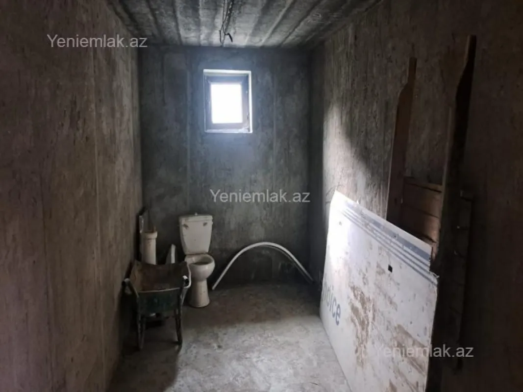 Satılır 4 otaqlı həyət evi 120 m²