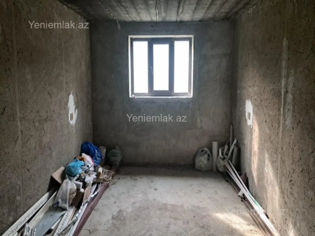Satılır 4 otaqlı həyət evi 120 m²