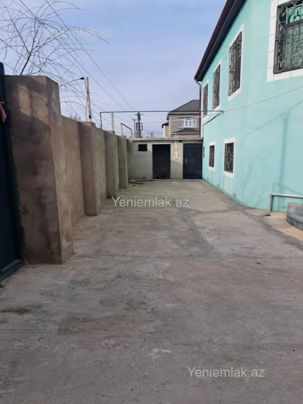 Satılır 4 otaqlı həyət evi 120 m²