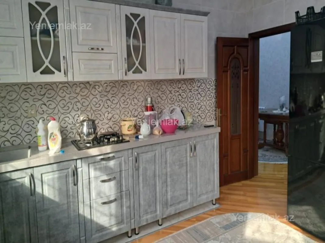 Satılır 4 otaqlı həyət evi 120 m²