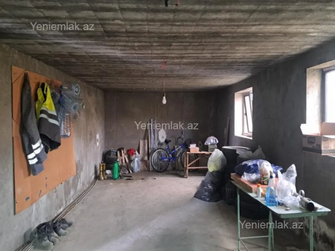 Satılır 4 otaqlı həyət evi 120 m²