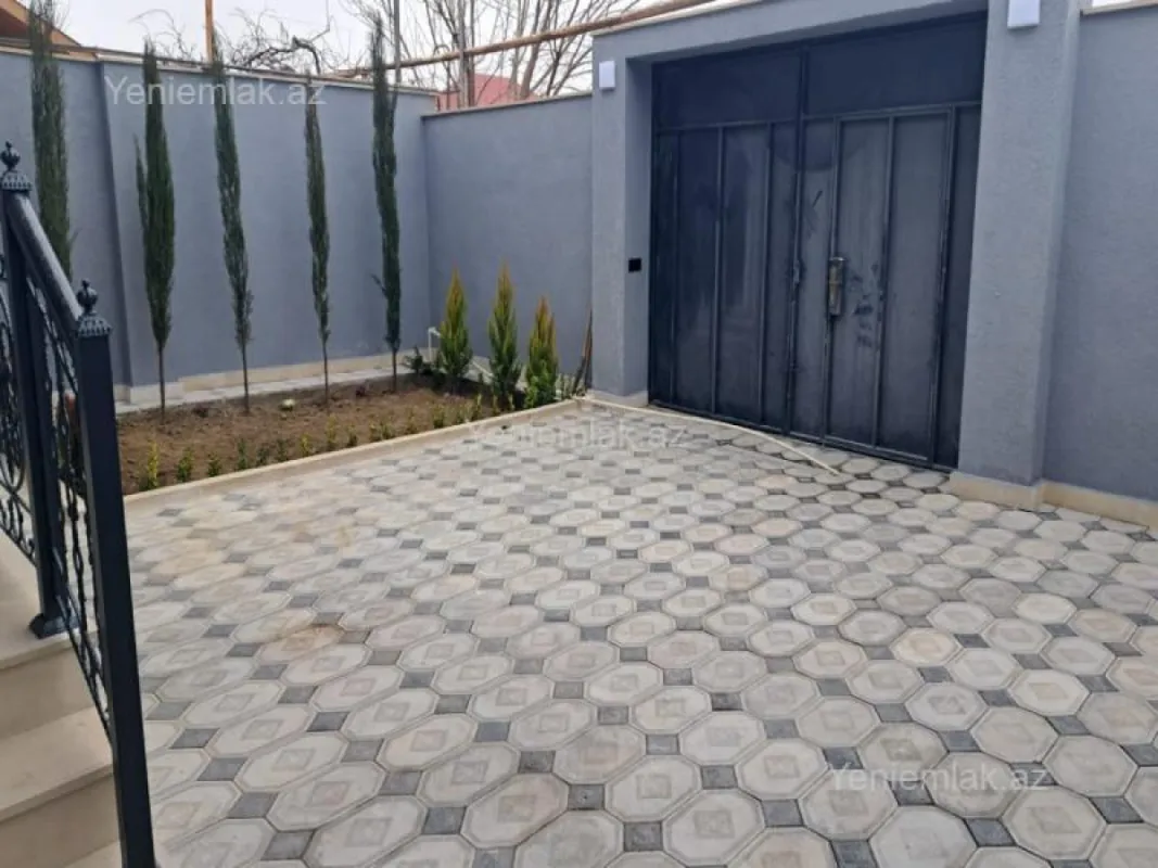 Satılır 4 otaqlı həyət evi 140 m²