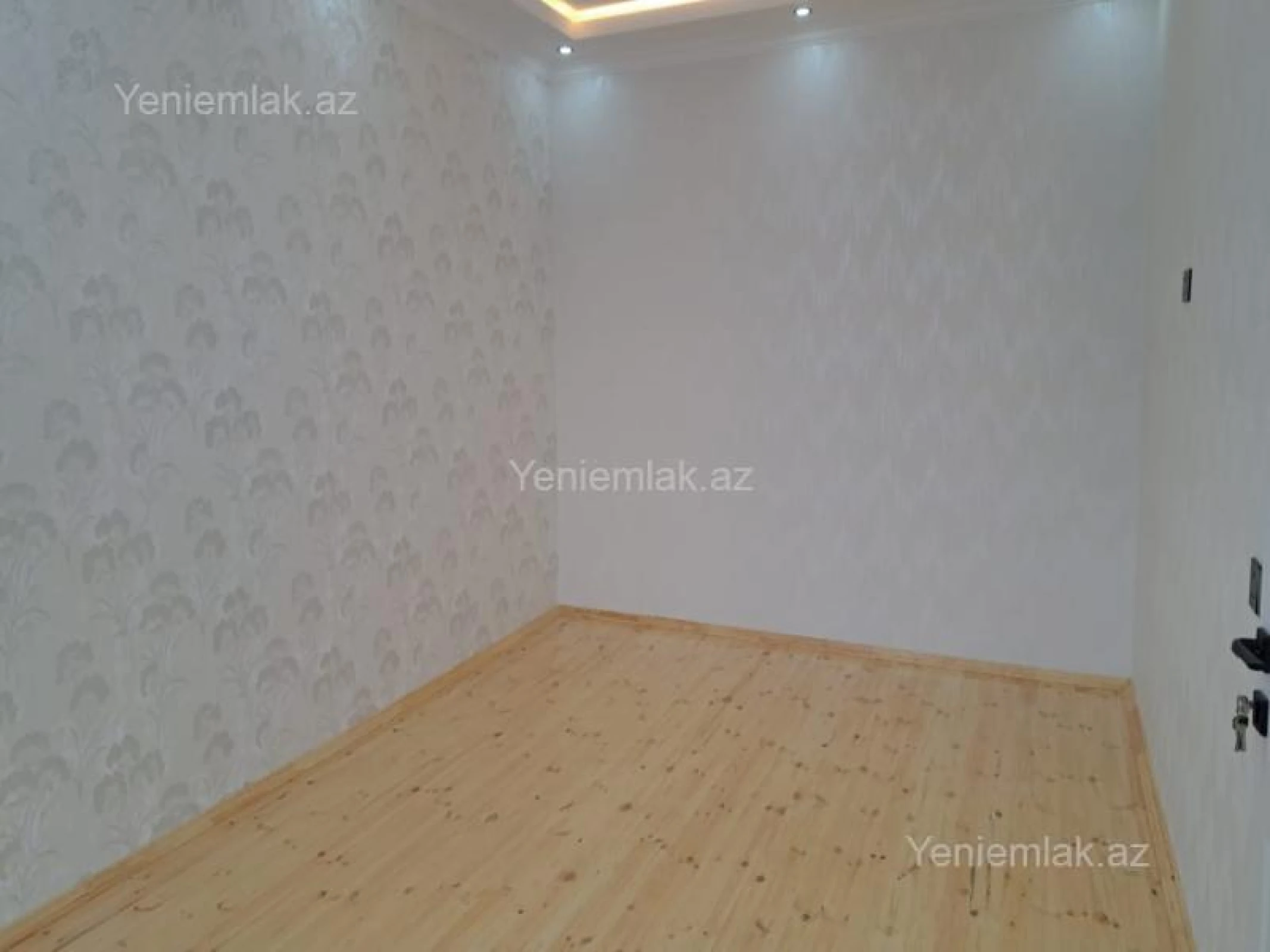 Satılır 4 otaqlı həyət evi 140 m²
