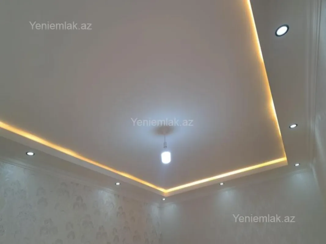 Satılır 4 otaqlı həyət evi 140 m²