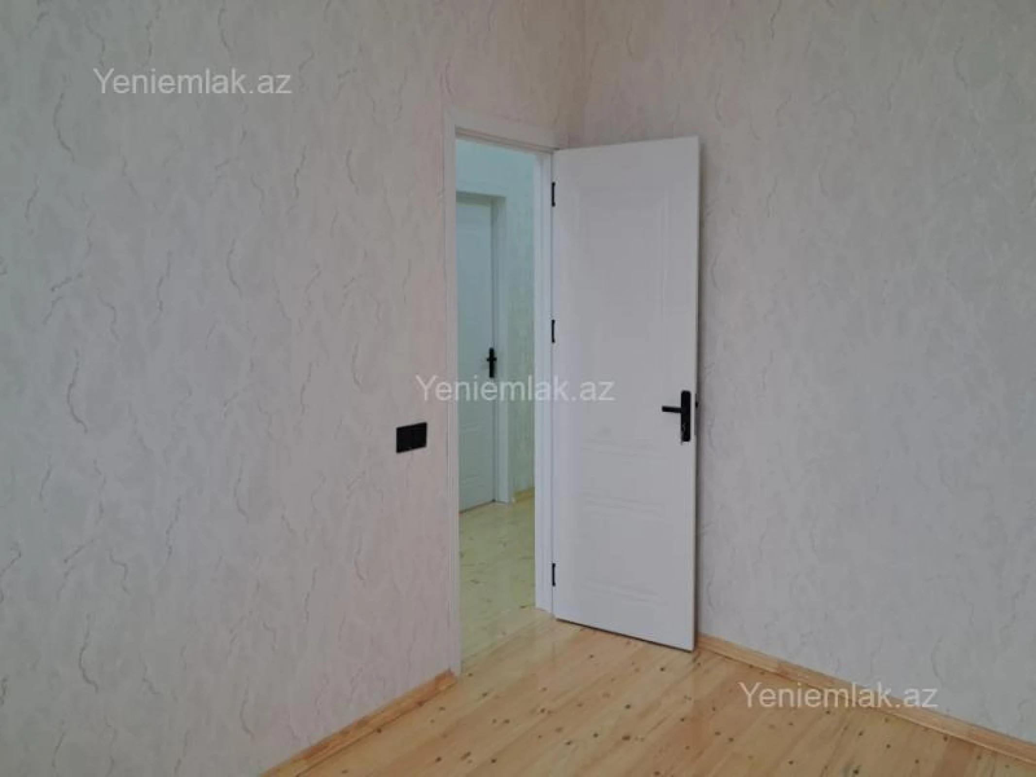 Satılır 4 otaqlı həyət evi 140 m²