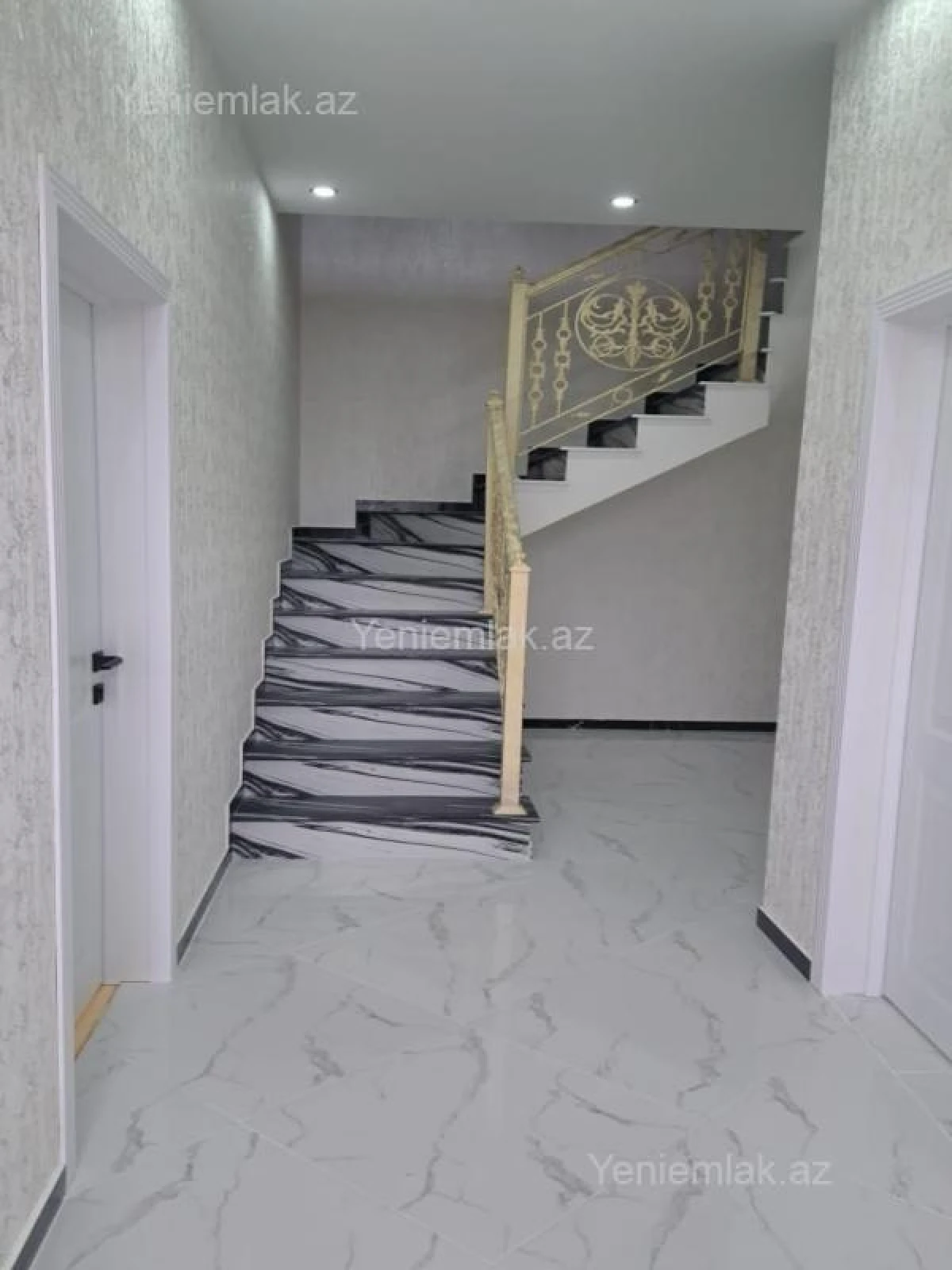 Satılır 4 otaqlı həyət evi 140 m²