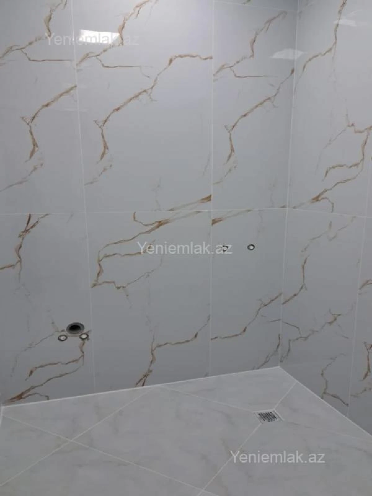 Satılır 4 otaqlı həyət evi 140 m²