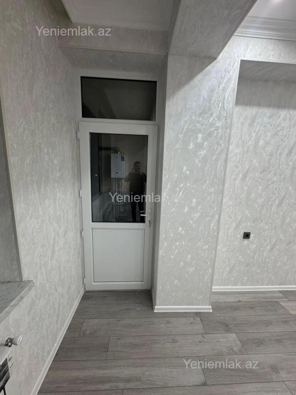 Satılır 3 otaqlı yeni tikili 86 m²