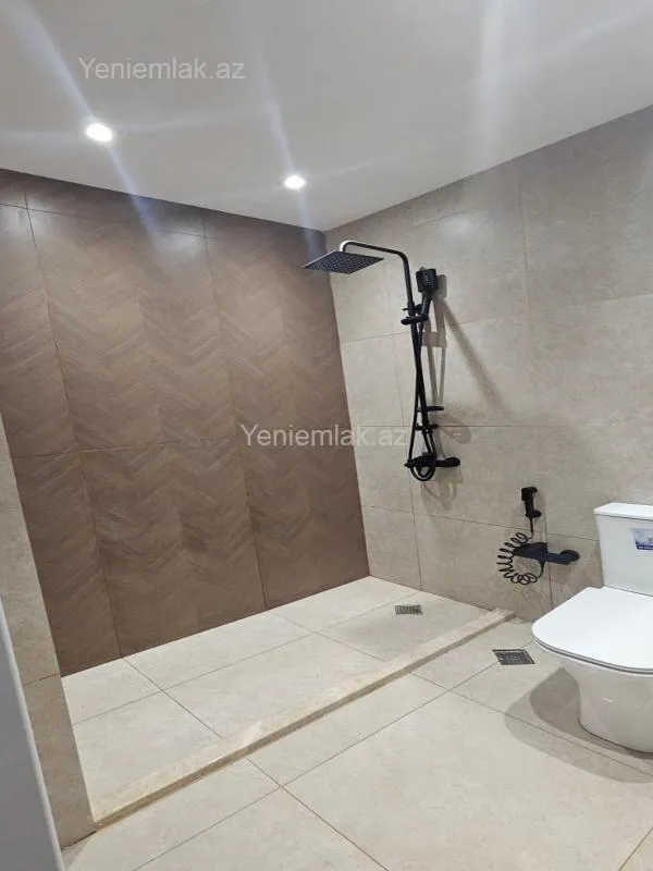 Satılır 2 otaqlı yeni tikili 62 m²