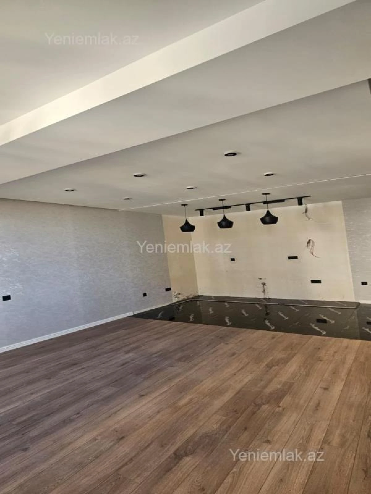 Satılır 2 otaqlı yeni tikili 62 m²